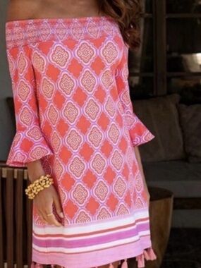 Cabana Life Coral Pink Smocked Off Shoulder Coverluxe Dress Size Small